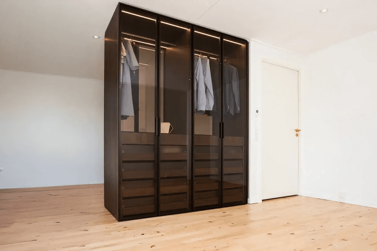 Free Standing Robes